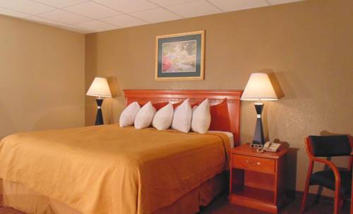 Imagen de la habitación del Hotel Econo Lodge Inn & Suites At The Convention Center. Foto 4