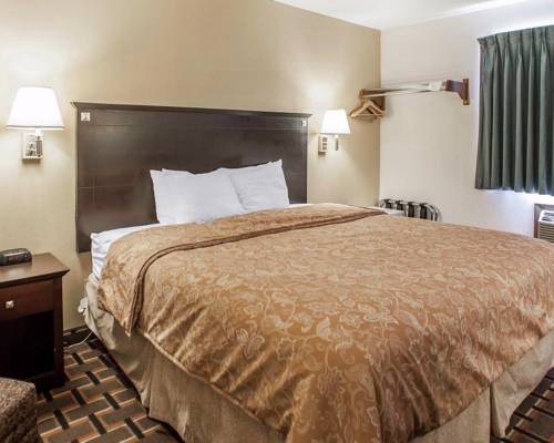 Imagen de la habitación del Hotel Econo Lodge Inn & Suites Bettendorf. Foto 2