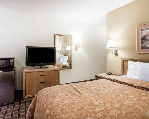 Imagen de la habitación del Hotel Econo Lodge Inn & Suites Bettendorf. Foto 3