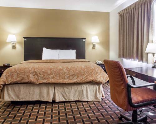 Imagen de la habitación del Hotel Econo Lodge Inn & Suites Bettendorf. Foto 8
