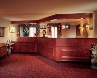 Imagen de los interiores del Hotel Econo Lodge Inn & Suites Brossard. Foto 2