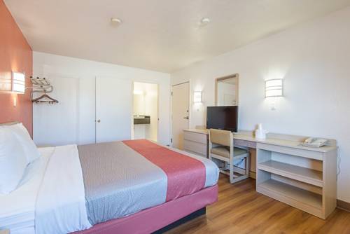 Imagen de la habitación del Hotel Econo Lodge Inn & Suites, Columbus. Foto 9