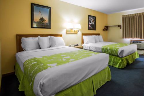 Imagen de la habitación del Hotel Econo Lodge Inn & Suites Dubuque. Foto 8