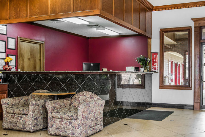 Imagen de los interiores del Hotel Econo Lodge Inn & Suites Enterprise. Foto 16