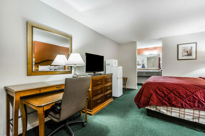 Imagen de la habitación del Hotel Econo Lodge Inn & Suites Enterprise. Foto 9