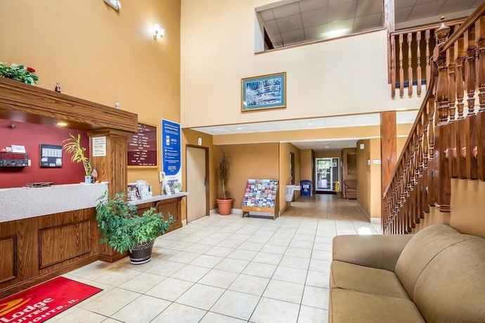 Imagen de los interiores del Hotel Econo Lodge Inn & Suites, Fairview Heights. Foto 16