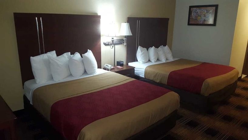Imagen de la habitación del Hotel Econo Lodge Inn & Suites, Fairview Heights. Foto 11