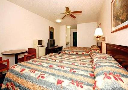 Imagen de la habitación del Hotel Econo Lodge Inn & Suites Granite City. Foto 5