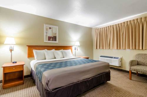 Imagen de la habitación del Hotel Econo Lodge Inn & Suites I-35 At Shawnee Mission. Foto 5