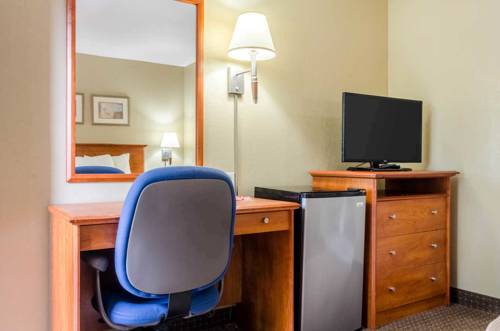 Imagen de la habitación del Hotel Econo Lodge Inn & Suites I-35 At Shawnee Mission. Foto 7