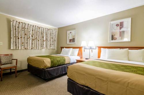 Imagen de la habitación del Hotel Econo Lodge Inn & Suites I-35 At Shawnee Mission. Foto 16