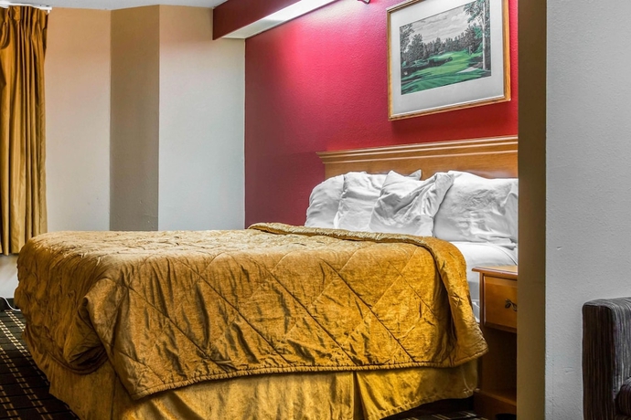 Imagen de la habitación del Hotel Econo Lodge Inn & Suites Peoria Illinois. Foto 10
