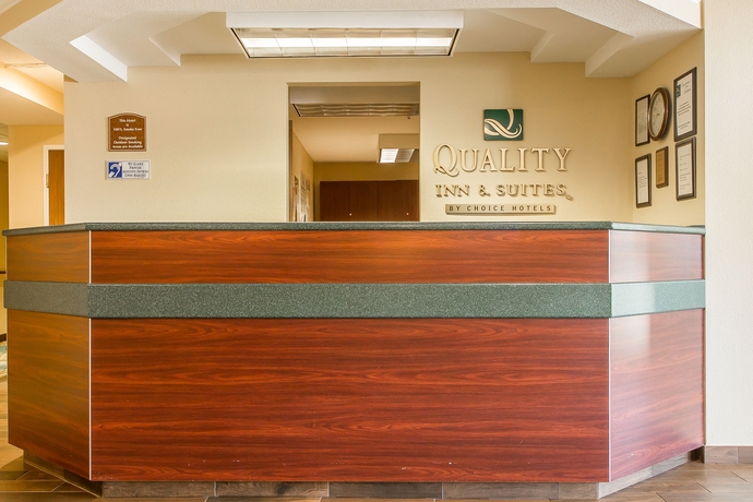 Imagen de los interiores del Hotel Econo Lodge Inn & Suites Santa Rosa South. Foto 14