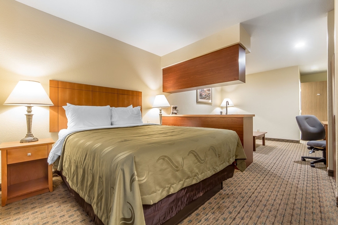 Imagen de la habitación del Hotel Econo Lodge Inn & Suites Santa Rosa South. Foto 11