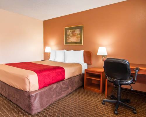 Imagen de la habitación del Hotel Econo Lodge Inn & Suites West Portland/hillsboro. Foto 4