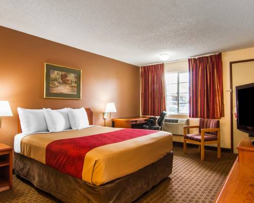 Imagen de la habitación del Hotel Econo Lodge Inn & Suites West Portland/hillsboro. Foto 6