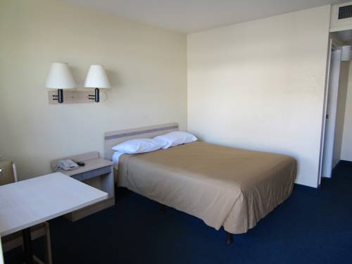 Imagen de la habitación del Hotel Econo Lodge Inn & Suites Yuma. Foto 4
