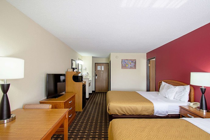 Imagen de la habitación del Hotel Econo Lodge Inn & Suites de Wisconsin Dells. Foto 4