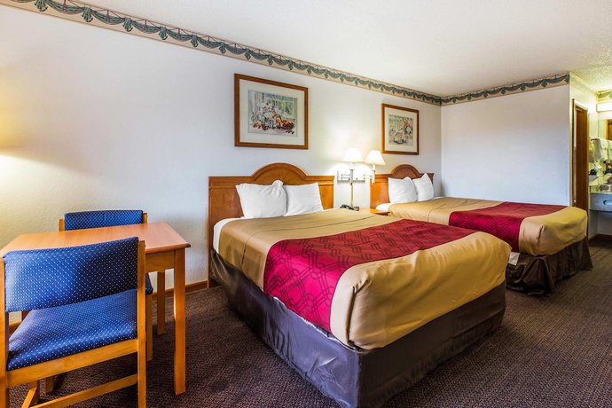 Imagen de la habitación del Hotel Econo Lodge Inn and Suites, Albany. Foto 2