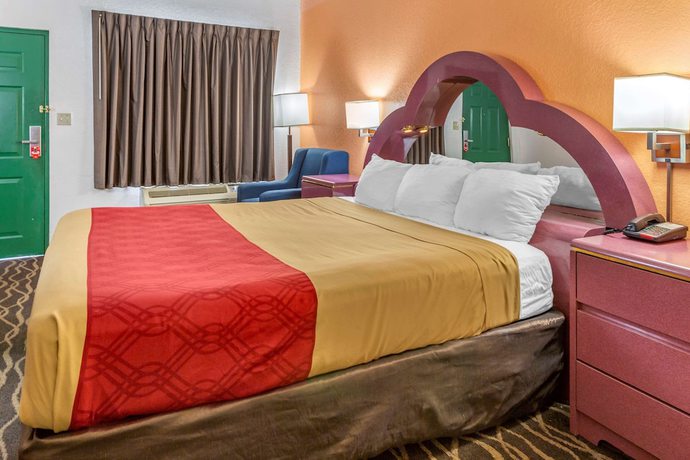 Imagen de la habitación del Hotel Econo Lodge Inn and Suites, Albany. Foto 6