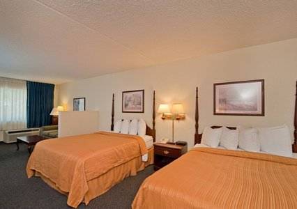 Imagen de la habitación del Hotel Econo Lodge Inn and Suites Bentonville - Rodgers. Foto 9