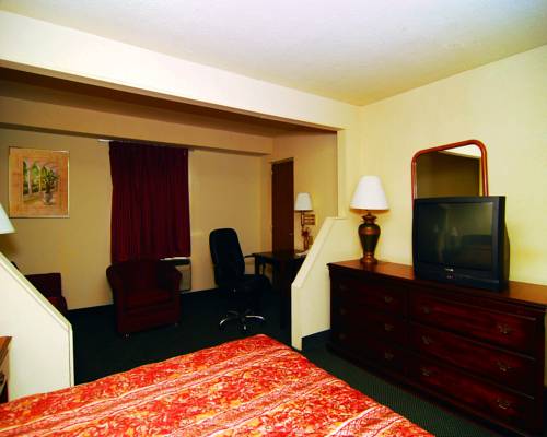 Imagen de la habitación del Hotel Econo Lodge Inn and Suites, Binghamton. Foto 8