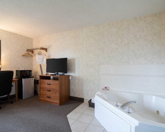 Imagen de la habitación del Hotel Econo Lodge Inn and Suites Canandaigua. Foto 18