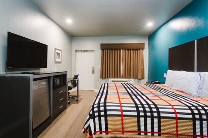 Imagen de la habitación del Hotel Econo Lodge Inn and Suites, Channelview. Foto 11