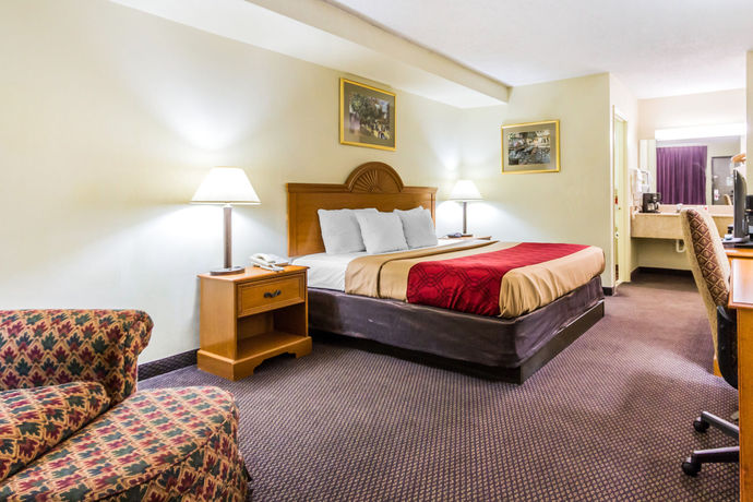 Imagen de la habitación del Hotel Econo Lodge Inn and Suites, Clarksville. Foto 13