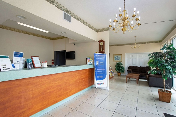 Imagen de los interiores del Hotel Econo Lodge Inn and Suites, Clearwater . Foto 18