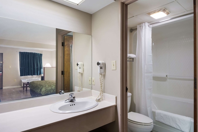 Imagen de la habitación del Hotel Econo Lodge Inn and Suites East, Knoxville. Foto 12
