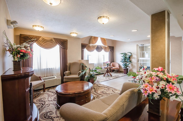 Imagen de los interiores del Hotel Econo Lodge Inn and Suites Evansville. Foto 15