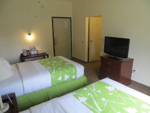 Imagen de la habitación del Hotel Econo Lodge Inn and Suites Fairgrounds. Foto 15