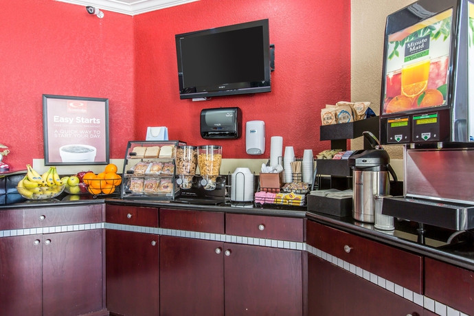 Imagen del bar/restaurante del Hotel Econo Lodge Inn and Suites Fallbrook Downtown. Foto 3