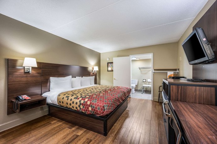 Imagen de la habitación del Hotel Econo Lodge Inn and Suites Huntsville University Area. Foto 16