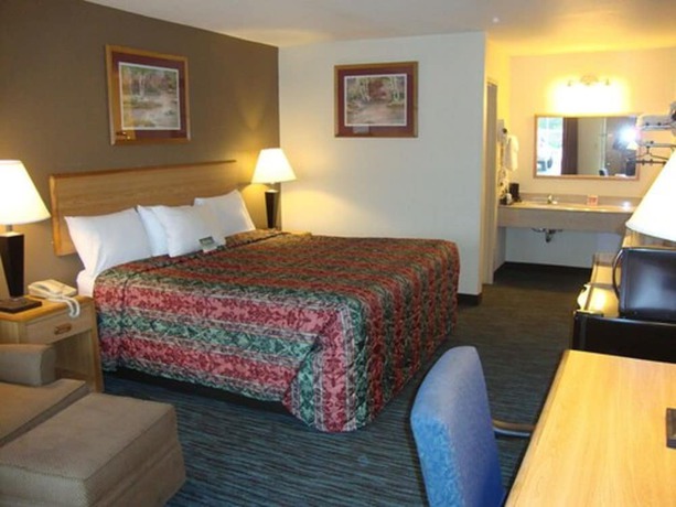 Imagen de la habitación del Hotel Econo Lodge Inn and Suites, Jackson. Foto 10