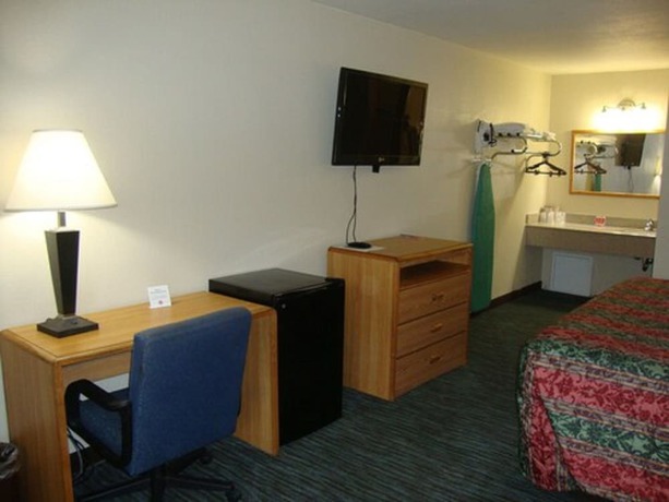 Imagen de la habitación del Hotel Econo Lodge Inn and Suites, Jackson. Foto 11
