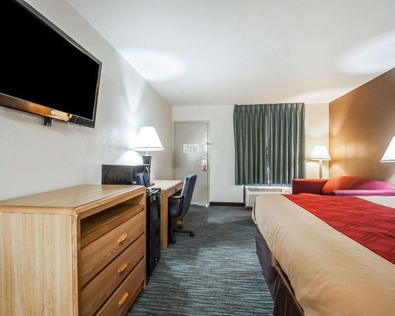 Imagen de la habitación del Hotel Econo Lodge Inn and Suites, Jackson. Foto 16
