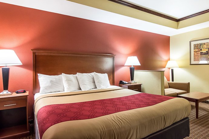 Imagen de la habitación del Hotel Econo Lodge Inn and Suites Little Rock SW. Foto 5
