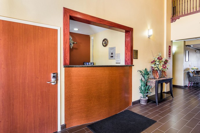 Imagen de los interiores del Hotel Econo Lodge Inn and Suites Little Rock SW. Foto 20