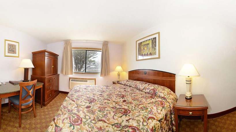 Imagen de la habitación del Hotel Econo Lodge Inn and Suites Madras. Foto 6