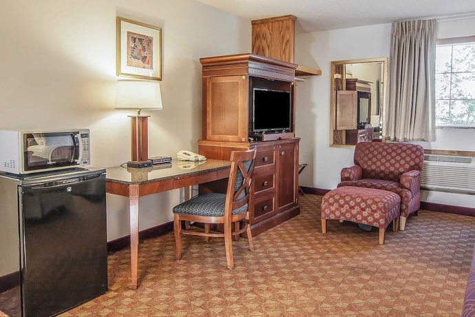 Imagen de la habitación del Hotel Econo Lodge Inn and Suites Madras. Foto 12