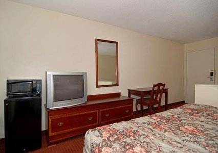Imagen de la habitación del Hotel Econo Lodge Inn and Suites Matthews - Charlotte. Foto 3