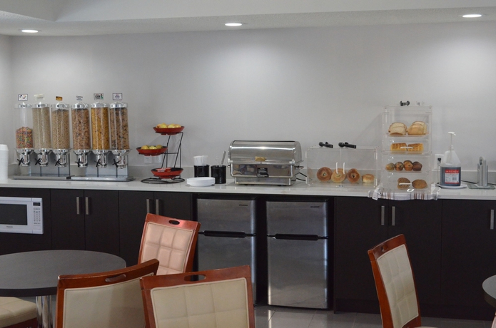 Imagen del bar/restaurante del Hotel Econo Lodge Inn and Suites, Medicine Hat. Foto 2