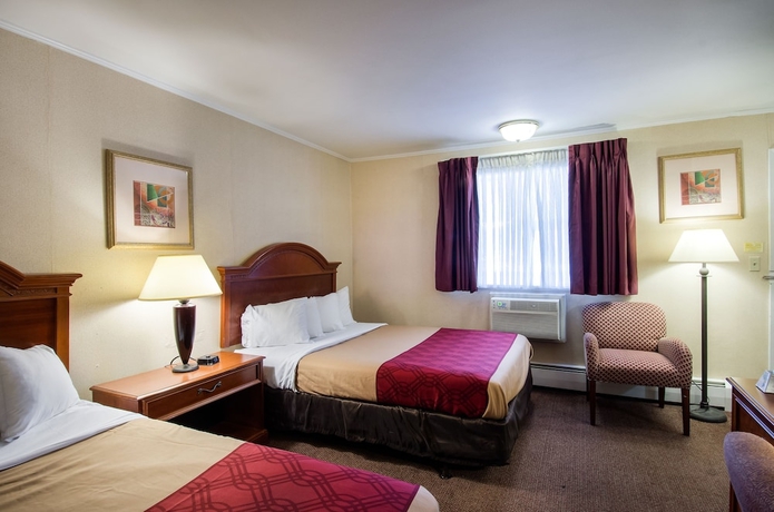 Imagen de la habitación del Hotel Econo Lodge Inn and Suites, Northborough. Foto 2