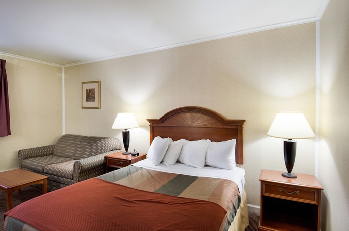 Imagen de la habitación del Hotel Econo Lodge Inn and Suites, Northborough. Foto 5
