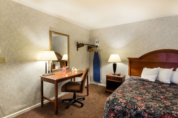 Imagen de la habitación del Hotel Econo Lodge Inn and Suites, Northborough. Foto 9