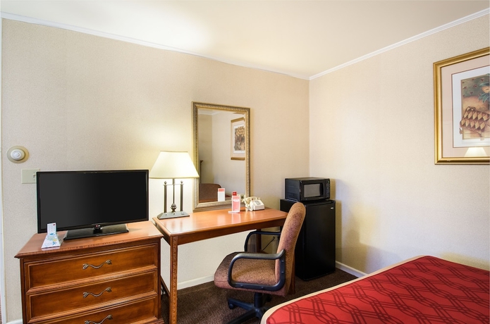 Imagen de la habitación del Hotel Econo Lodge Inn and Suites, Northborough. Foto 14