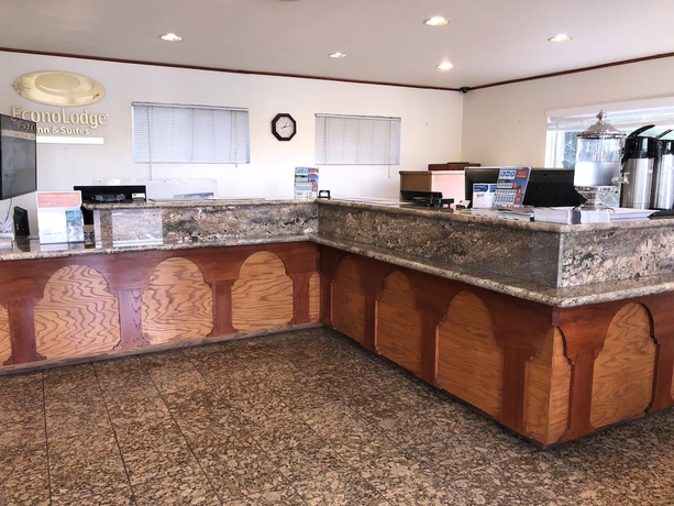 Imagen de los interiores del Hotel Econo Lodge Inn and Suites Oakland Airport. Foto 17