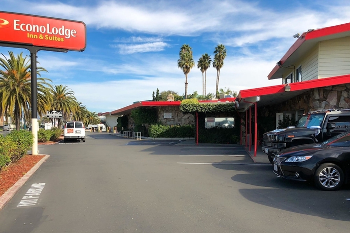 Imagen general del Hotel Econo Lodge Inn and Suites Oakland Airport. Foto 4